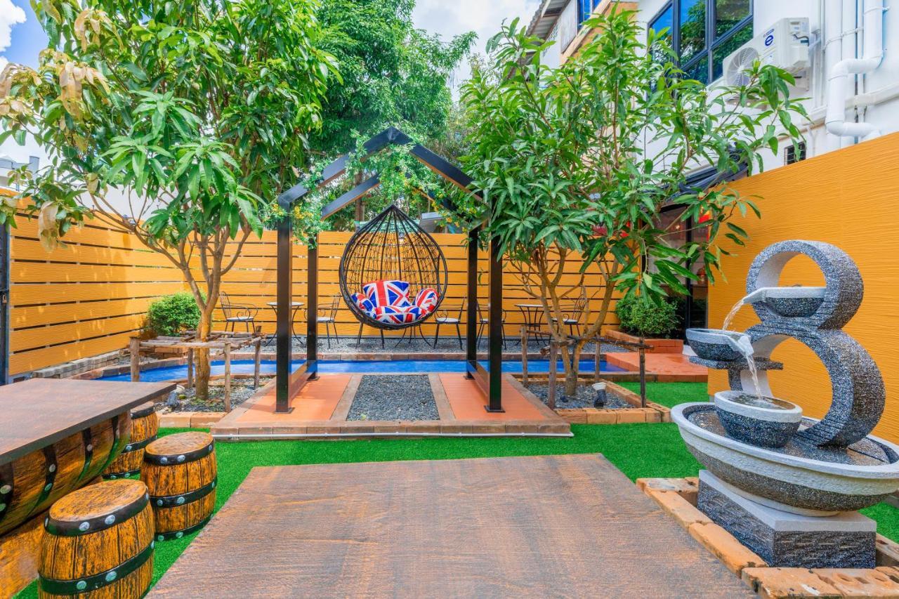 Hostel Marco Polo Phuket Poshtel & Bistro Exteriér fotografie